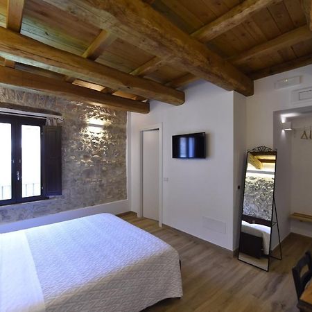 Le Benedettine Affittacamere Relais フォンディ エクステリア 写真