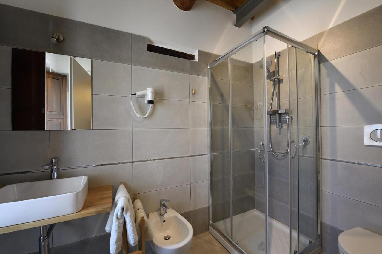 Le Benedettine Affittacamere Relais フォンディ エクステリア 写真